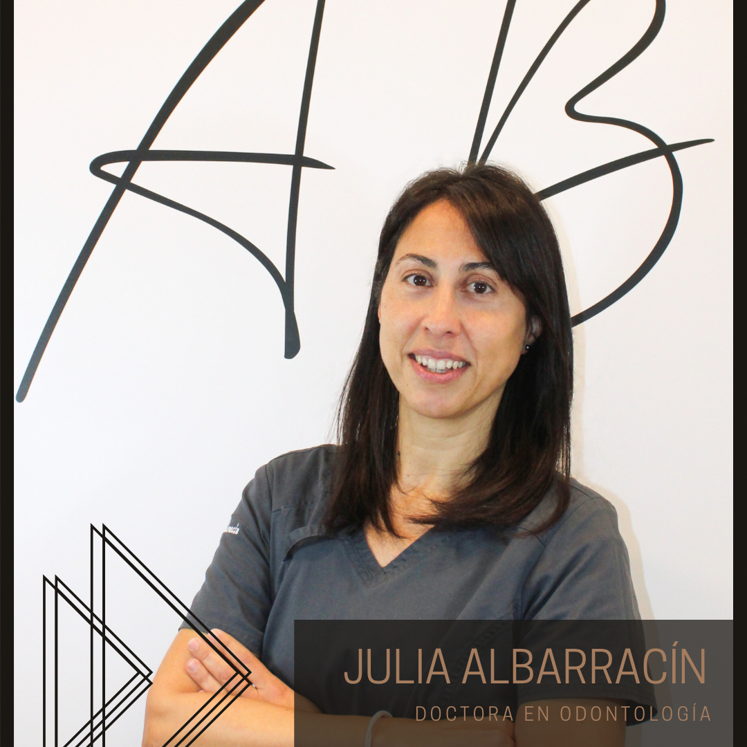 Retrato de Julia Albarracín publicado en la web de la clínica